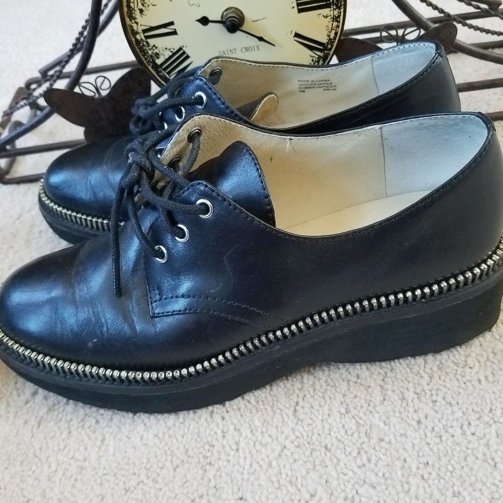 MICHAEL KORS  VIVIA  BLACK  LEATHER ZIPPERS OXFORD